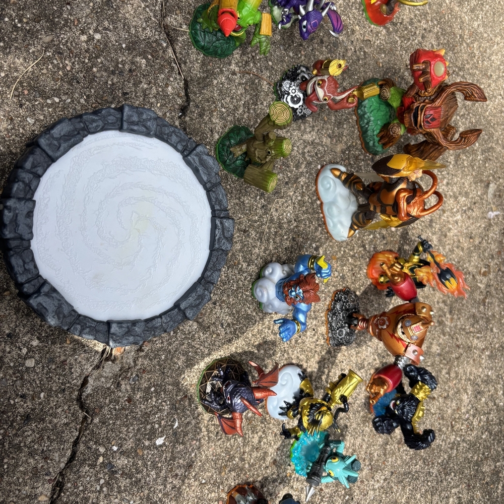 Skylanders Lot Used
